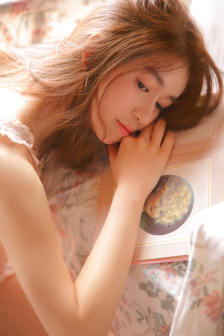 姜雯